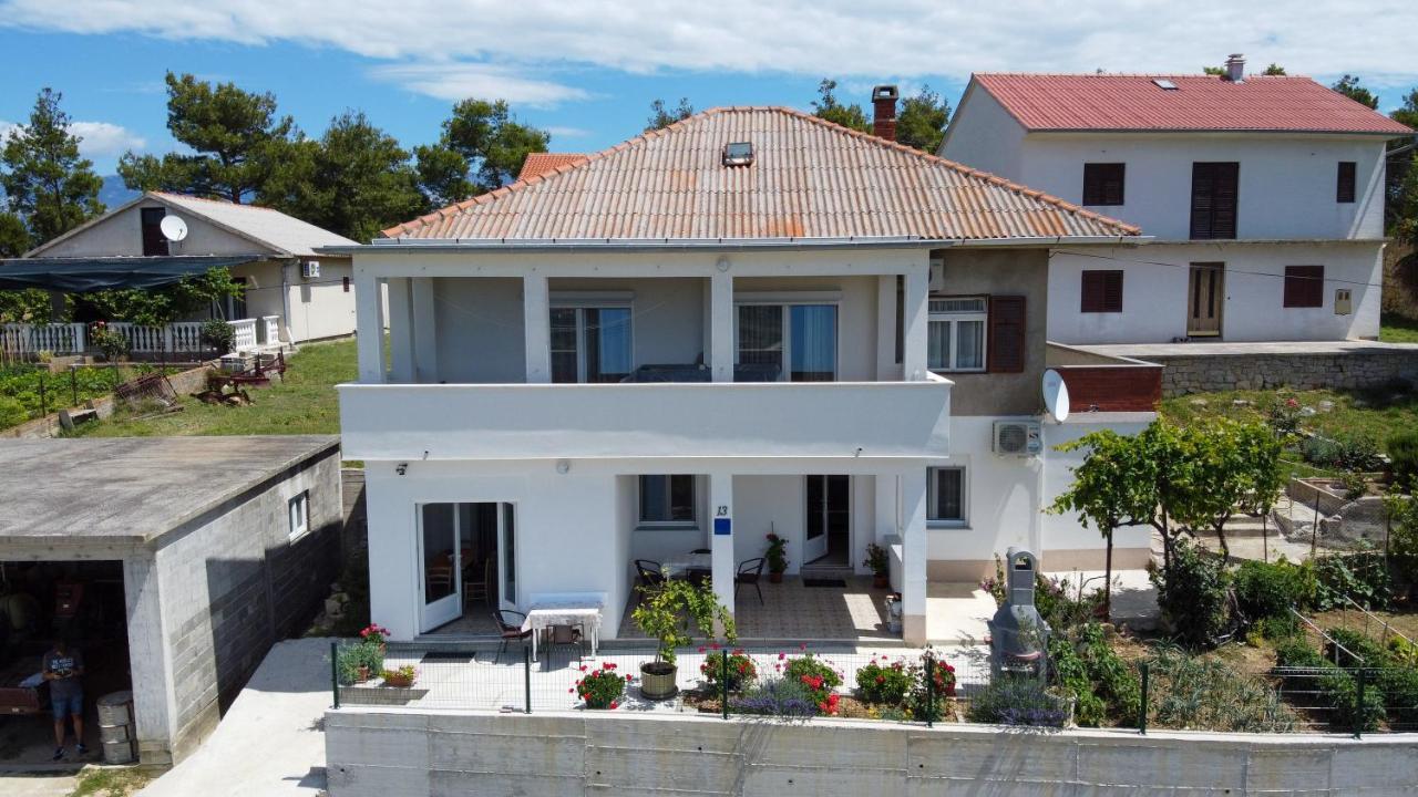 Apartments Tri Mora ราชานาส ภายนอก รูปภาพ